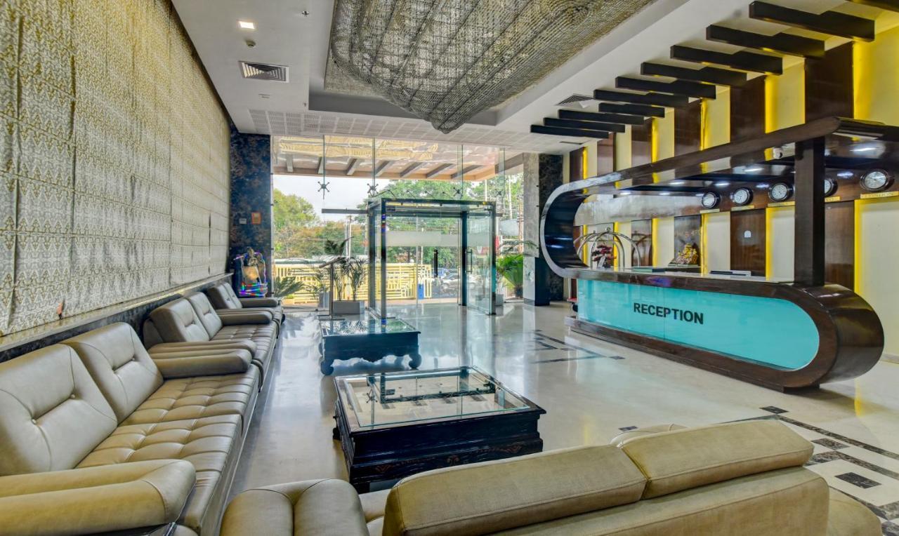 Treebo Elysee, Patel Nagar Dehradun Extérieur photo